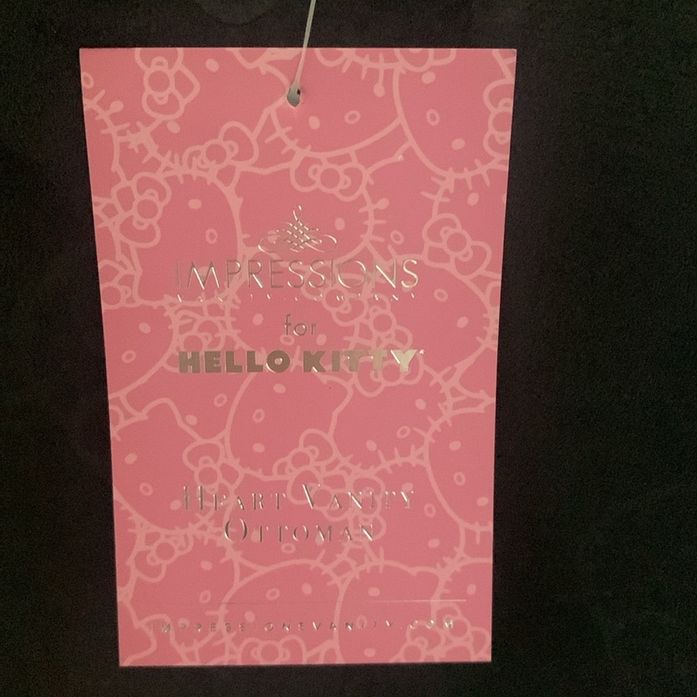 Hello Kitty Impressions Vanity Heart Vanity Ottoman. Brand New. - Picture 3 of 13